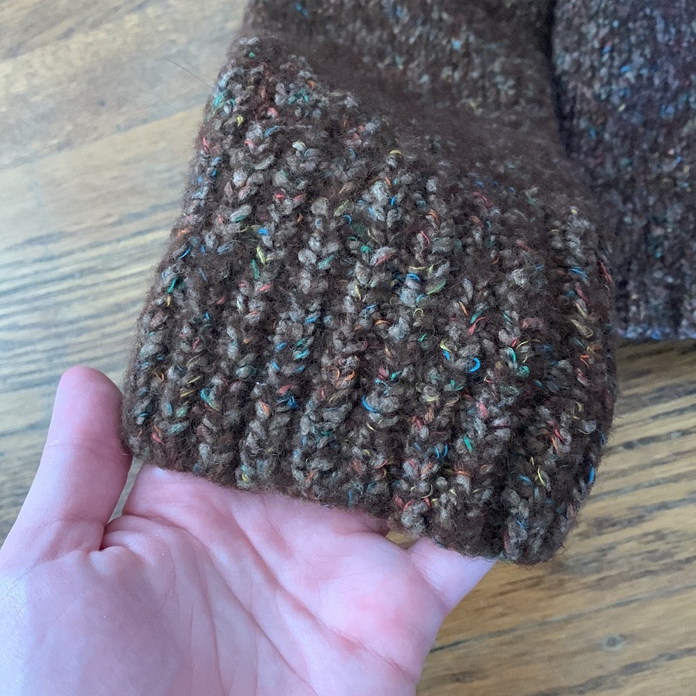 Sweater - Picture 4 of 5